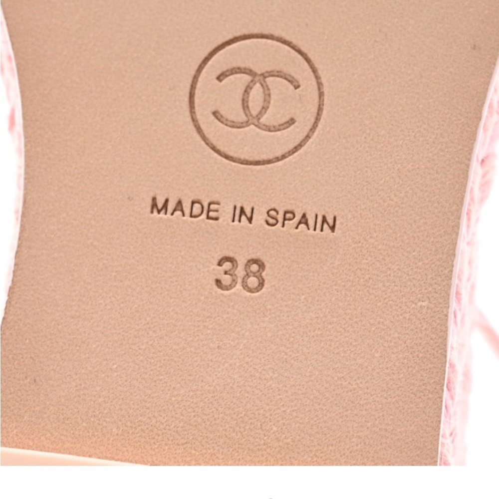 CHANEL 
Lambskin Grosgrain CC Espadrilles Wedges 38 Pink Black - Picture 7 of 8